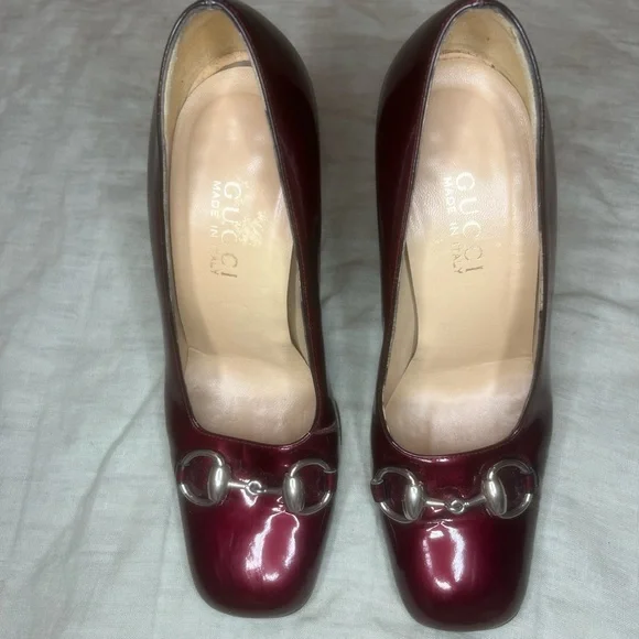Gucci Red Patent Leather Block Heel Pumps - Picture 5 of 5